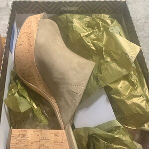 Charles David Suede Mules